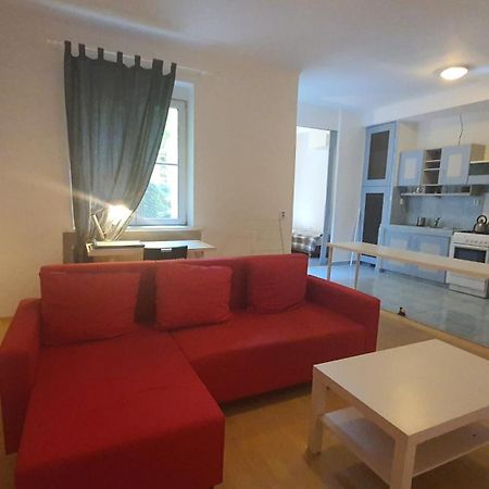 Mlynske Nivy 6, Ba Apartment Bratislava Luaran gambar