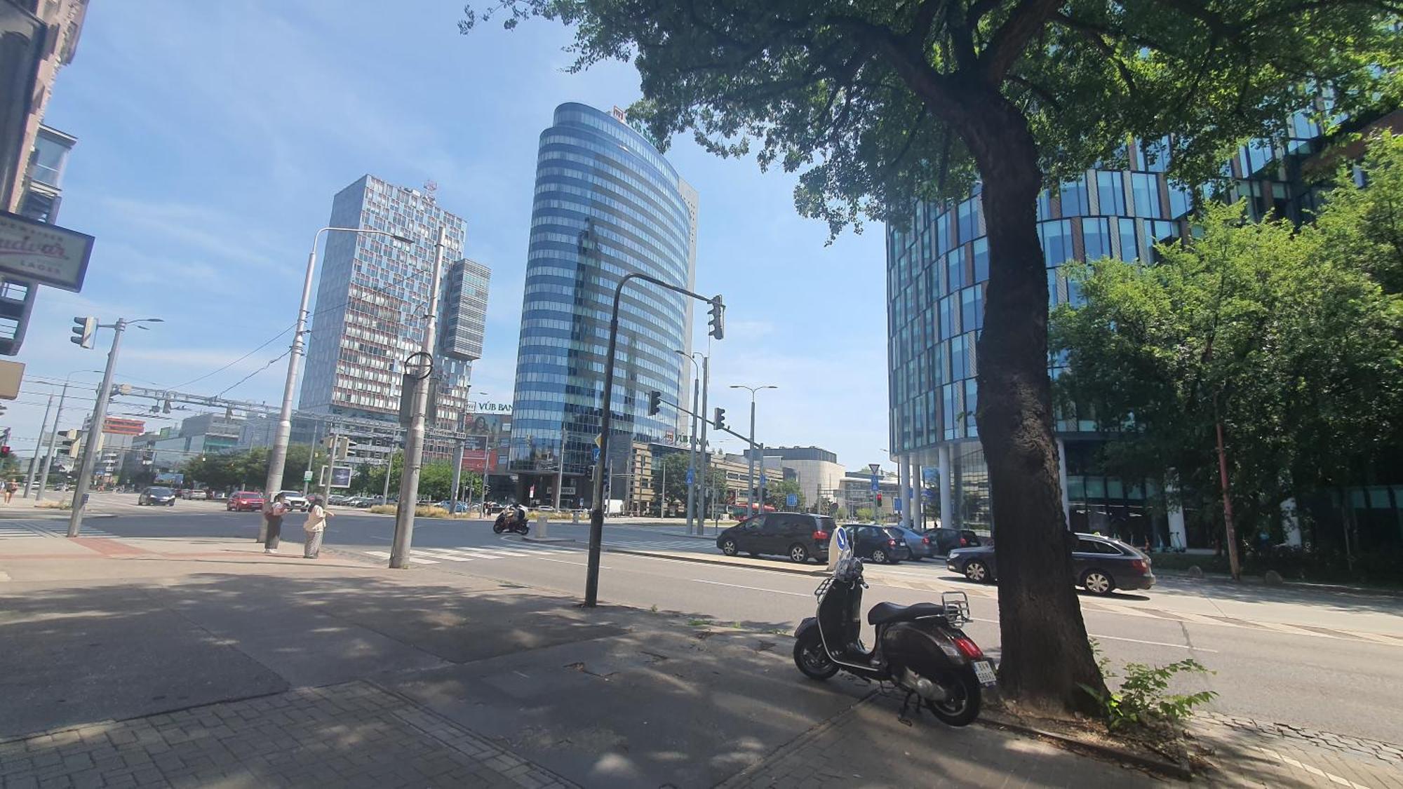 Mlynske Nivy 6, Ba Apartment Bratislava Luaran gambar
